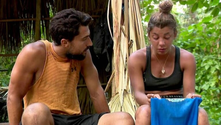 To πλάνο που τους «έκαψε»: Σάκης και Μαριαλένα πιάστηκαν στα πράσα με κινητό στο Survivor (Pic)