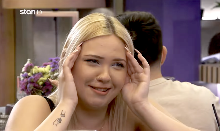 «Τραγικός, την κορόιδεψε»: Ο παίκτης του First Dates που φέρθηκε με τον χειρότερο τρόπο στη 18χρονη συνοδό του – Toν «στόλισαν» οι τηλεθεατές (Vid & Tweets)