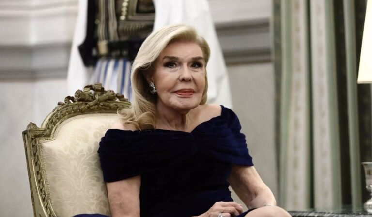 Φανερά καταβεβλημένη: H τελευταία τηλεοπτική συνέντευξη της Μαριάννας Βαρδινογιάννη, 7 μήνες πριν τον θάνατό της (Vid)