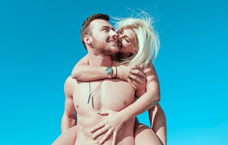 Κινηματογραφικοί έρωτες: Οι 3 πιο παθιασμένοι συνδυασμοί ζωδίων που το ζουν στο έπακρο