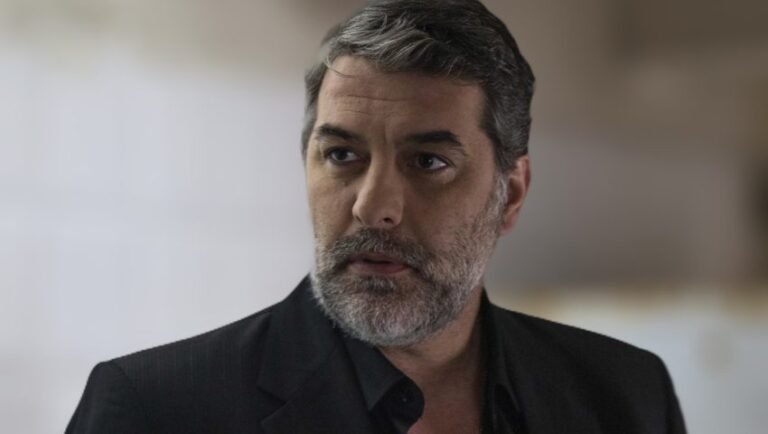 Ξεχάστε ό,τι ξέρατε για τον Βασίλη Μπισμπίκη…