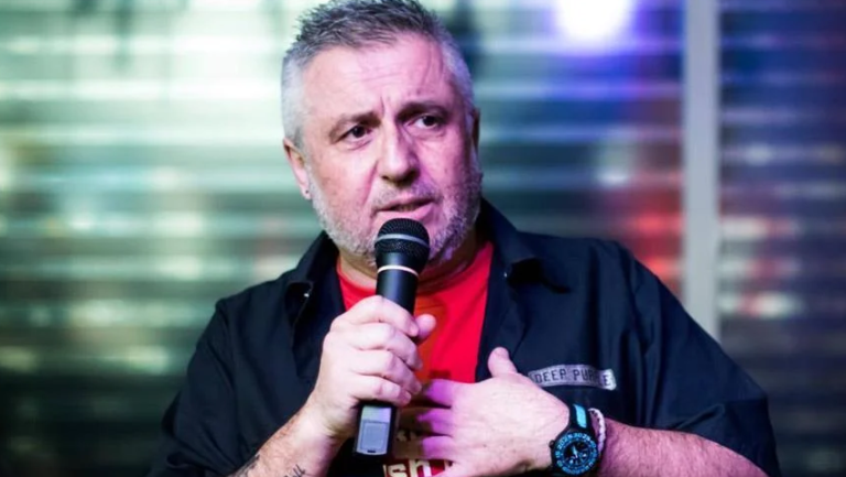 2 χρόνια μετά τις καταγγελίες: Ο Στάθης Παναγιωτόπουλος στην πρώτη του φωτό με τη συζυγό του (Pic)