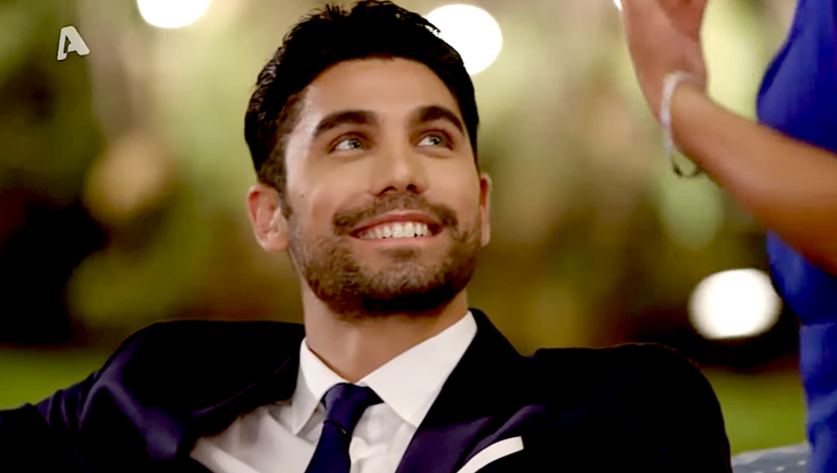 Για χάρη της έπαψε να είναι Bachelor: Η κούκλα σύντροφος του Παναγιώτη Βασιλάκου θα τελείωνε σε 2 μέρες το ριάλιτι (Pics)