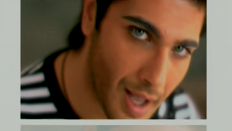 Τότε 24, σήμερα 41 και πατέρας: Έτσι είναι εν έτει 2023 ο Διονύσης Μακρής που σάρωσε τα πάντα με το «Ήταν η ζωή μου κόλαση» (Vid)