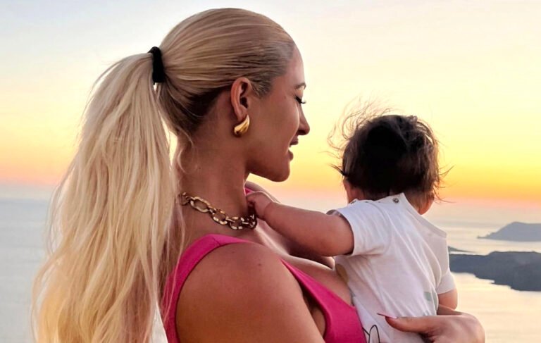 «Να μη σώσει να έρθει!»: Εκτός εαυτού η Ιωάννα Τούνη με καλεσμένη του Αλεξάνδρου στη βάφτιση του παιδιού τους – Η κίνηση που την εξόργισε (Vid)