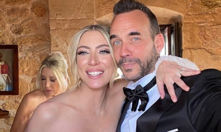 «To βιντεοσκόπησα όλο»: Η συγκλονιστική φωτό του Μουζουράκη από τον τοκετό της συζύγου του, Μαριλούς Κόζαρη (Pic)