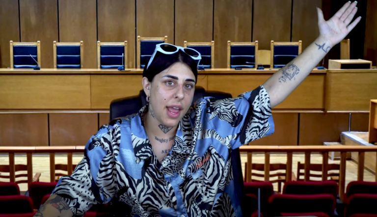 «Βγάζω τα τριπλά από σένα χωρίς να ξεφτιλίζομαι και να εκδίδομαι!»: Νέα, άγρια επίθεση της Super Κικής – Όσα είπε για την παρουσιάστρια που την εξόργισε (Vid)