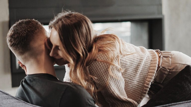 Οι τρεις καλύτεροι: Τα 3 ζώδια που φημίζονται για τις αξεπέραστες επιδόσεις τους στο κρεβάτι