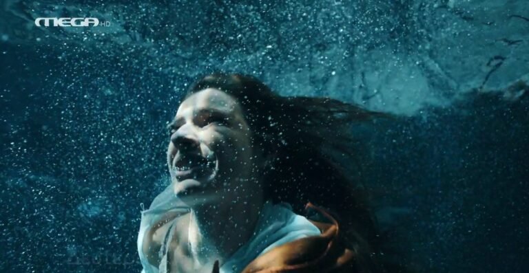 «Βουλιάζουμε στ’ αλήθεια»: H συγκλονιστική σκηνή του «Ναυαγίου» που καθήλωσε τους τηλεθεατές και αποθεώθηκε στο X (Vid)