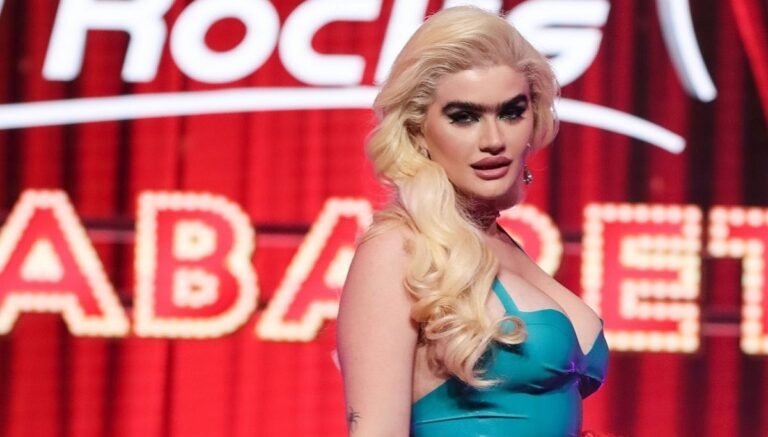 Ήταν πράγματι… αυτοκόλλητα: Η Σοφία Χατζηπαντελή ποζάρει για πρώτη φορά χωρίς τα φρύδια-σήμα κατατεθέν της (Pic)