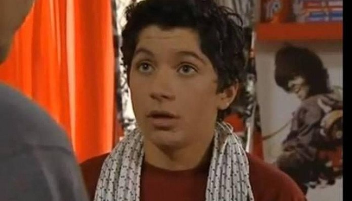 Σήμερα έχει σύντροφο και γιο: Ο «Θανάσης» από το «Ευτυχισμένοι μαζί» ποζάρει με την οικογένεια του (pics)