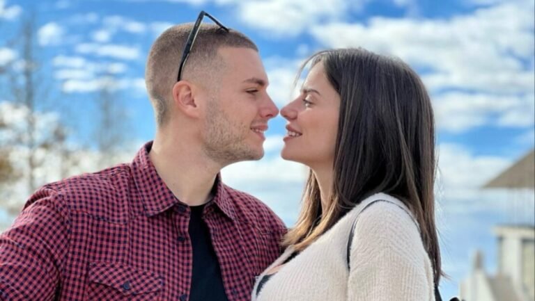 Τον τελείωσε με μια κίνηση: Τι γίνεται ανάμεσα στην σχέση του Αλεξάνδρου Κοψιάλη και της Σοφίας Φυρού (pics)