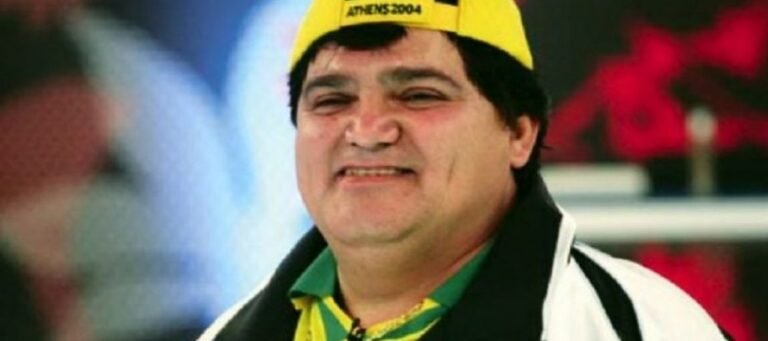 Δεν θα τον αναγνώριζε του η Αννίτα Πάνια: Ο Κατμαν από τα παρατράγουδα άλλαξε εμφάνιση, άσπρισαν τα μαλλιά του και είναι αγνώριστος (pics)