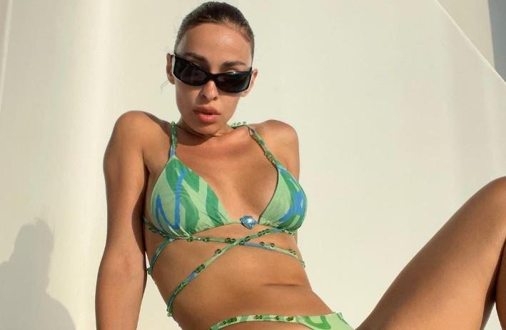 Πάνω στο κρεβάτι xwρις ρούχα: Χαμός με τις φωτογραφίες της Ελένης Φουρέιρα που κυκλοφορούν στο διαδίκτυο και προκαλούν πανικό (pics)