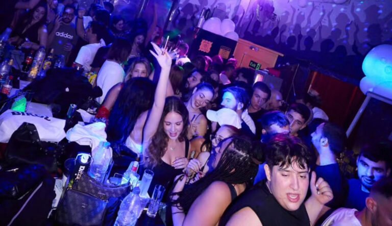 GreekTape party: Κάθε Πέμπτη στο Πλυντήριο Bar βάζουμε τα Ελληνικά στο ON!