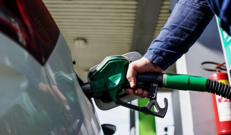 Εκτόξευση τιμών: Αυτή θα είναι η τιμή των καυσίμων από αύριο Τρίτη 3 Μαρτίου (pics)