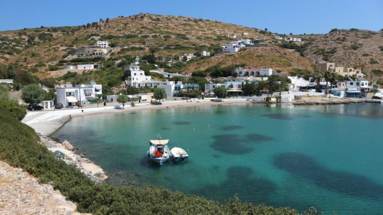 Το άγνωστο νησί της Ελλάδας: Φθηνή διαμονή, φθηνό φαΐ και η απόλυτη χαλάρωση (video)